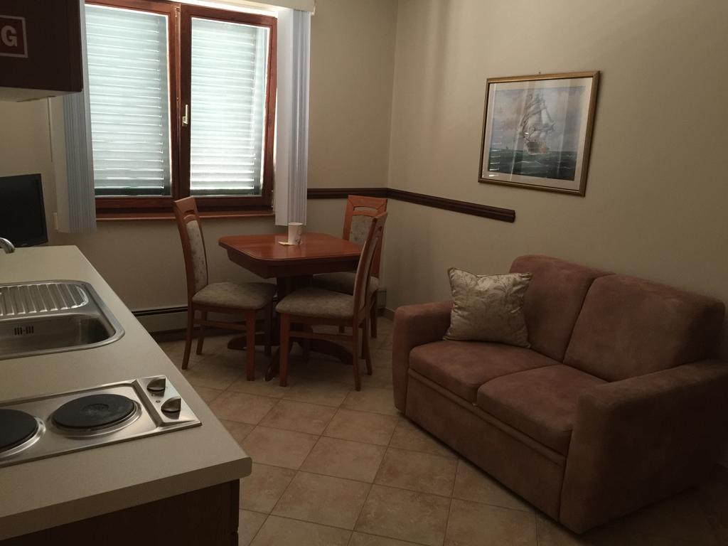 Americana Luxury Apartments Zablaće エクステリア 写真